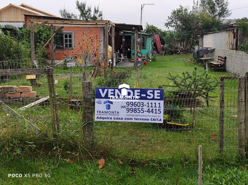 Terreno Escriturado e Averbado com uma casa em Construção.