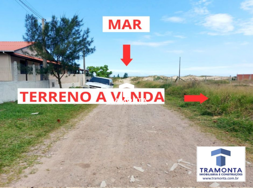 Terreno a Venda na Praia